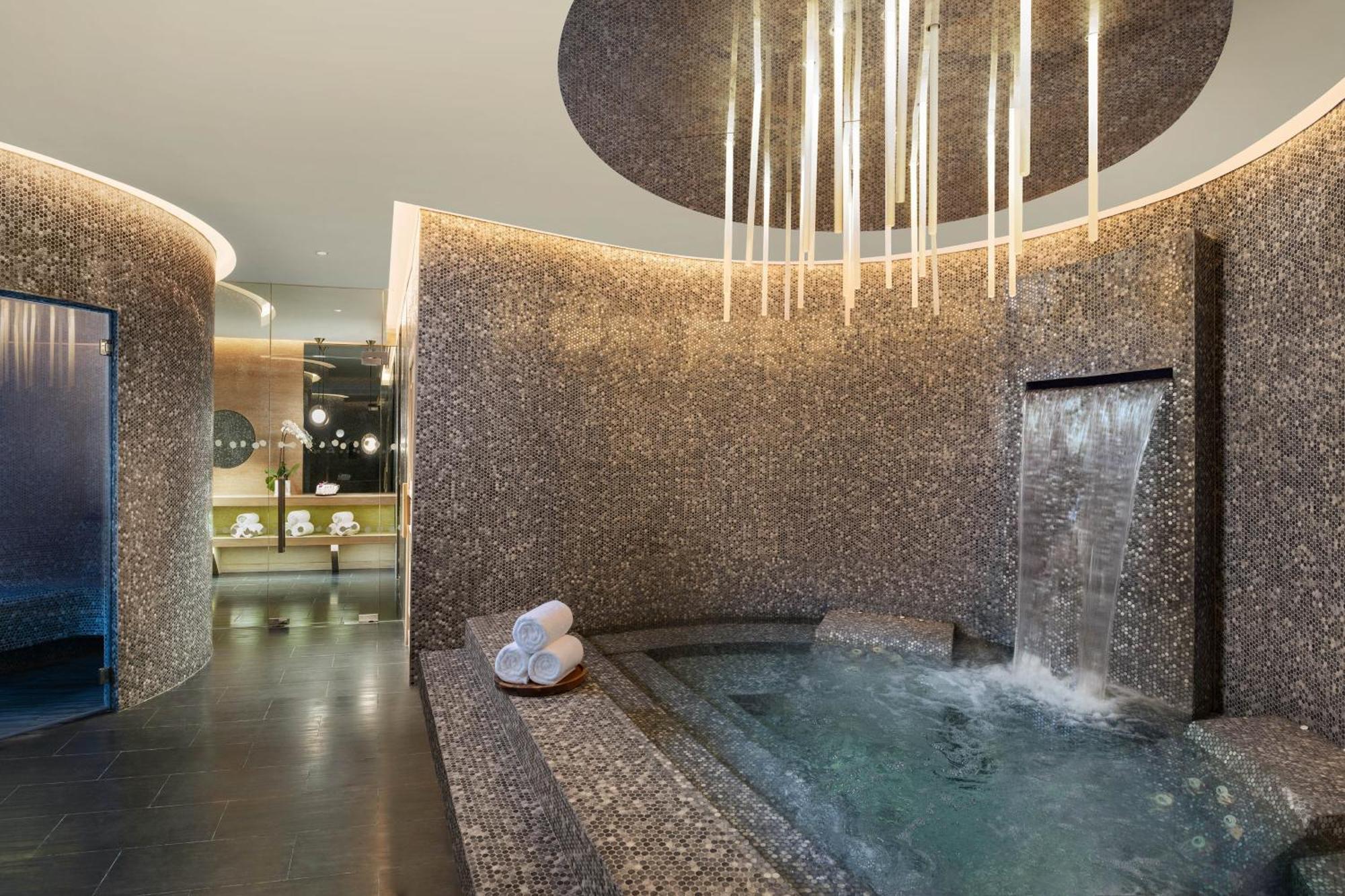 W Kuala Lumpur Hotel Eksteriør billede
